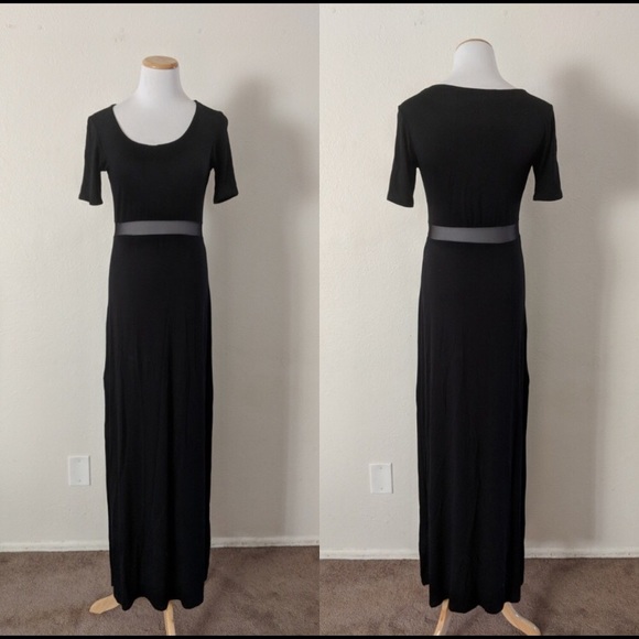 Lulu’s Black Maxi Dress with sheer waist - Picture 2 of 5